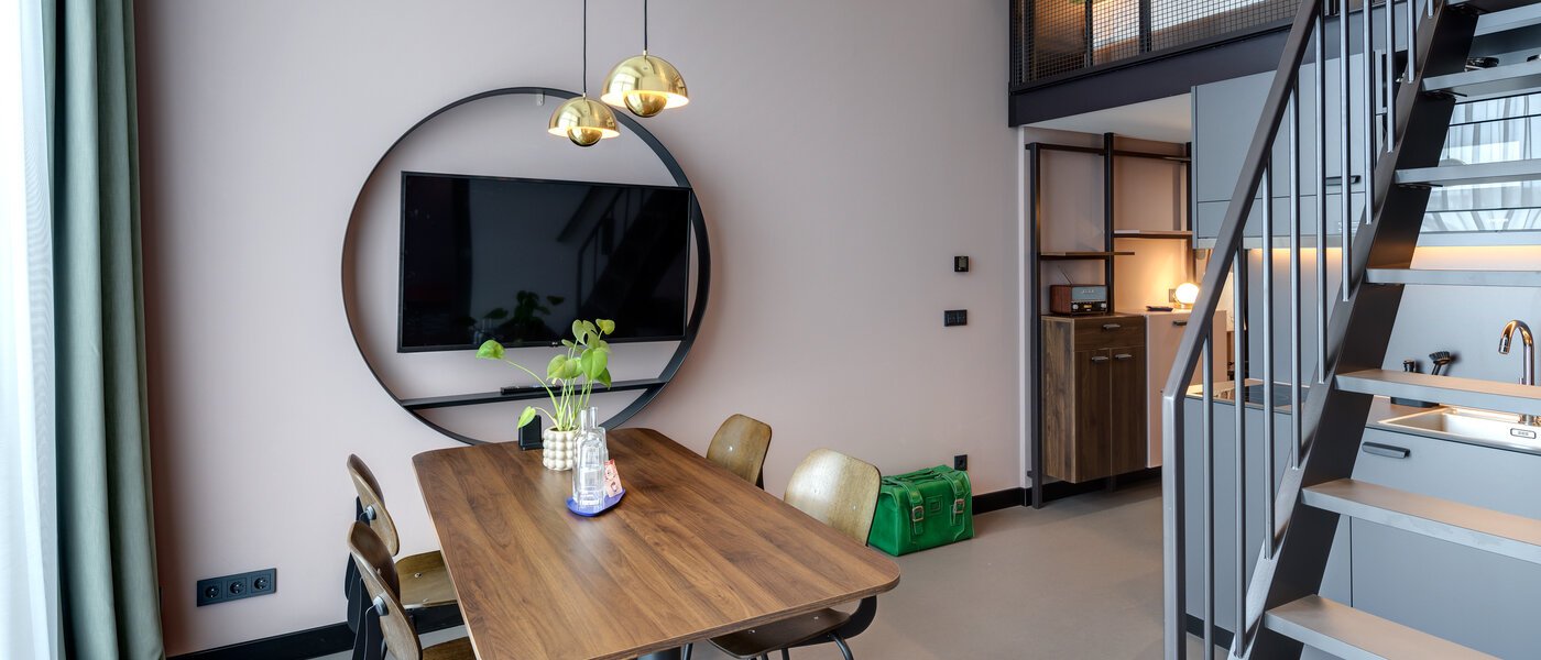 メゾネット・マンション（複数階にわたるマンション） München Neuperlach 01 ダイニングエリア 13534