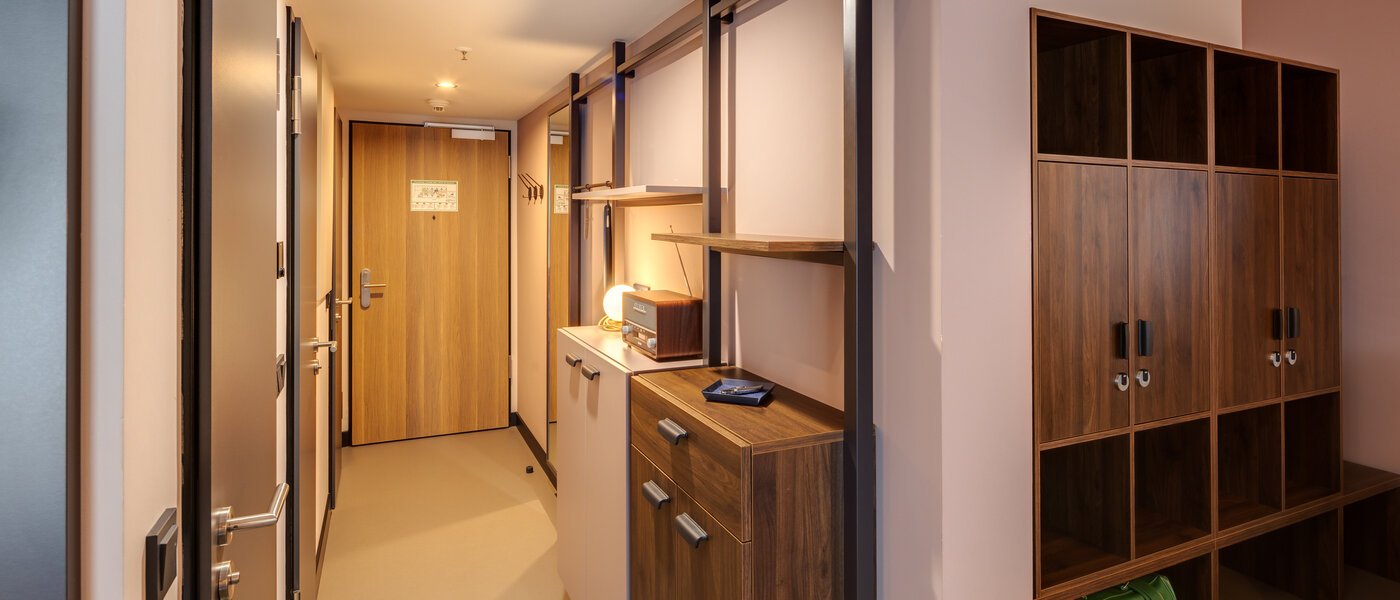 メゾネット・マンション（複数階にわたるマンション） München Neuperlach 01 玄関入り口 13536