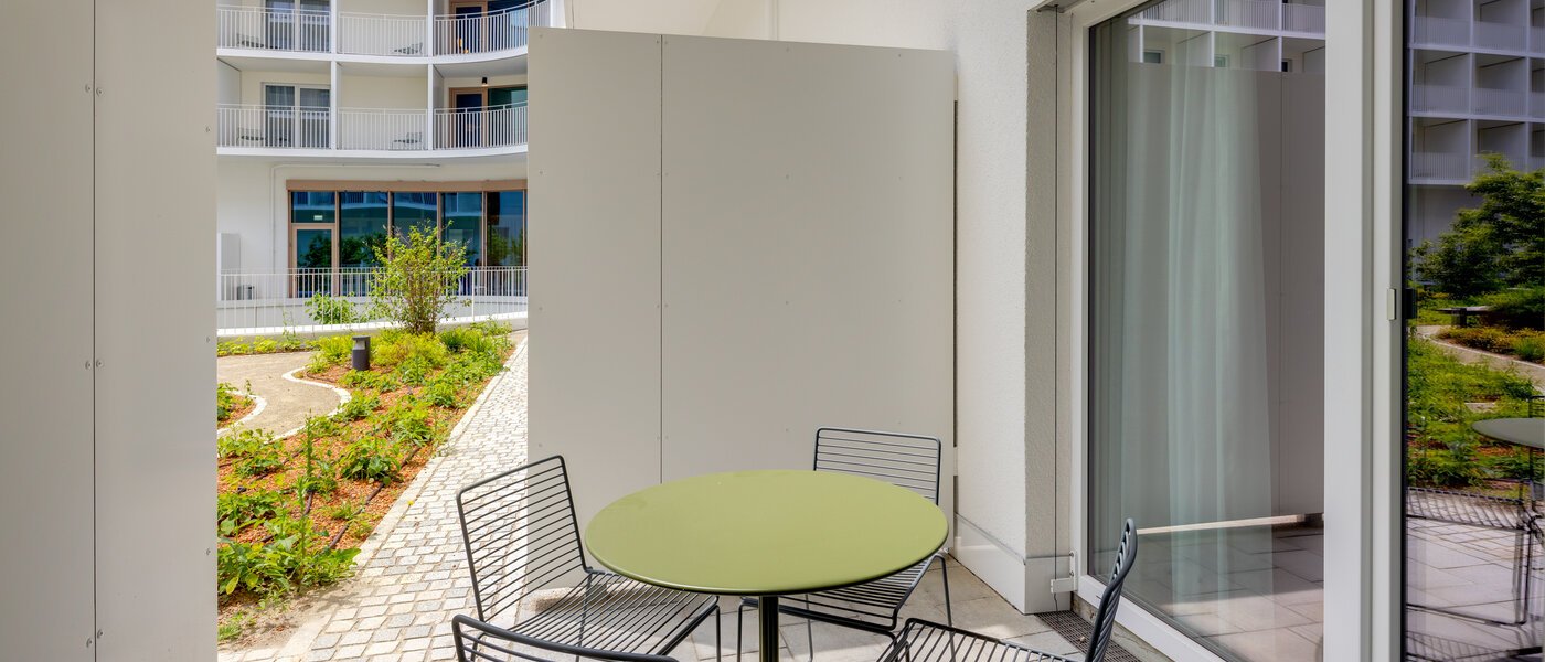 メゾネット・マンション（複数階にわたるマンション） München Neuperlach 01 テラス・ポーチ 13536