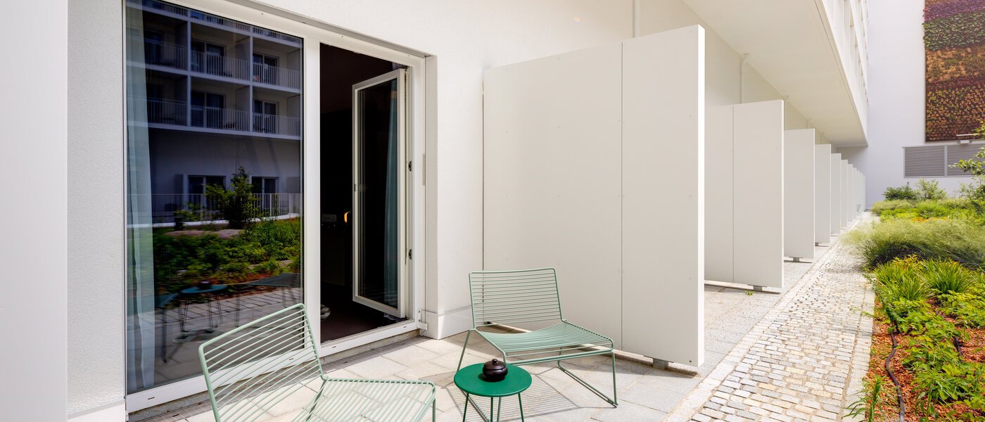 メゾネット・マンション（複数階にわたるマンション） München Neuperlach 01 テラス・ポーチ 13537