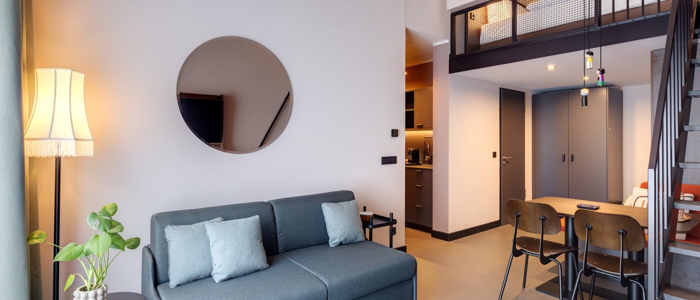 メゾネット・マンション（複数階にわたるマンション） München Neuperlach 05 リビングエリア 13537