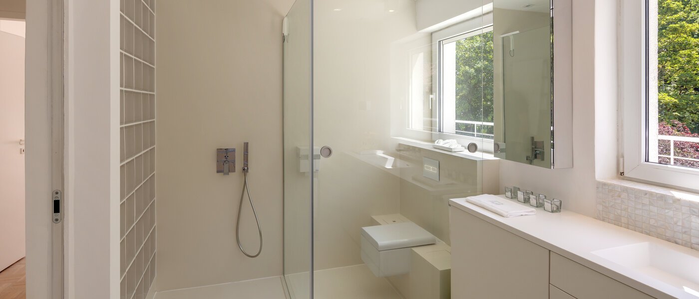 ペントハウス住宅 Unterhaching 01 浴室 13549