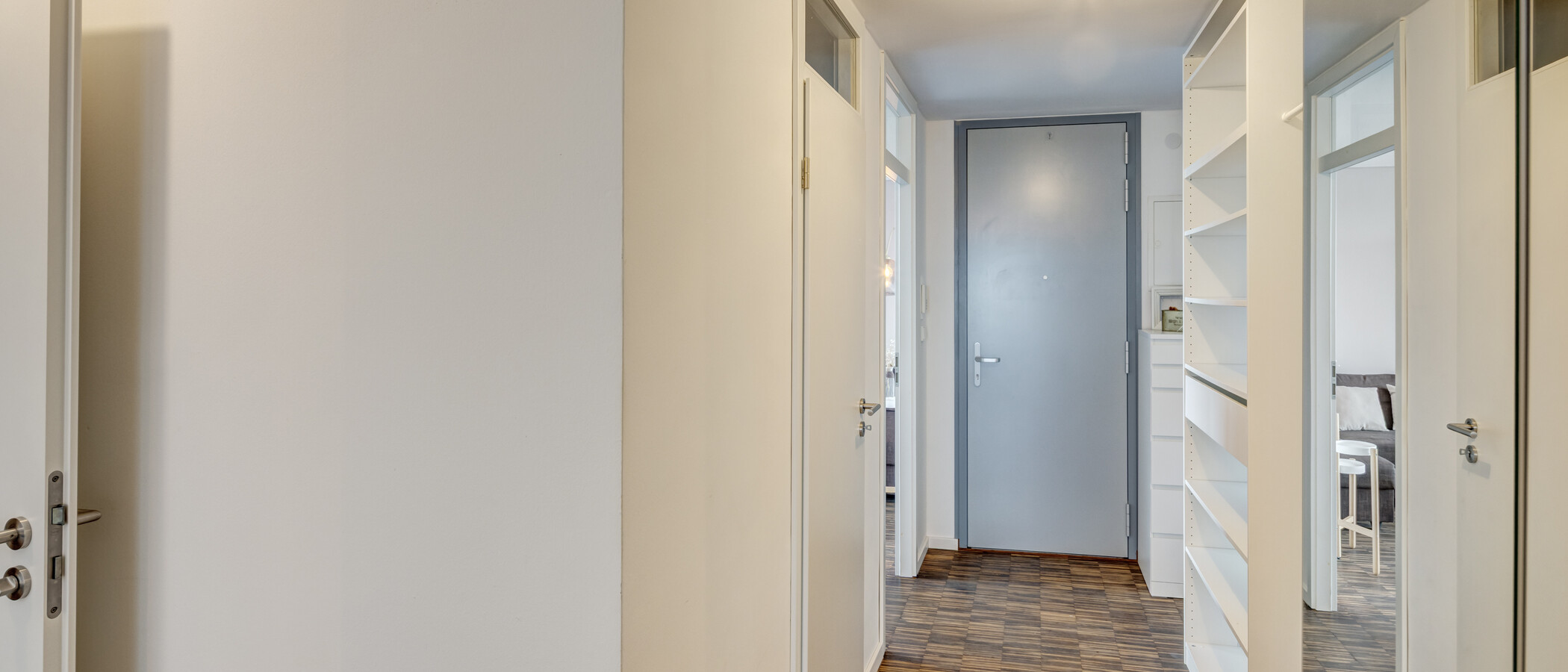 マンション München Obersendling 02 玄関入り口 13550