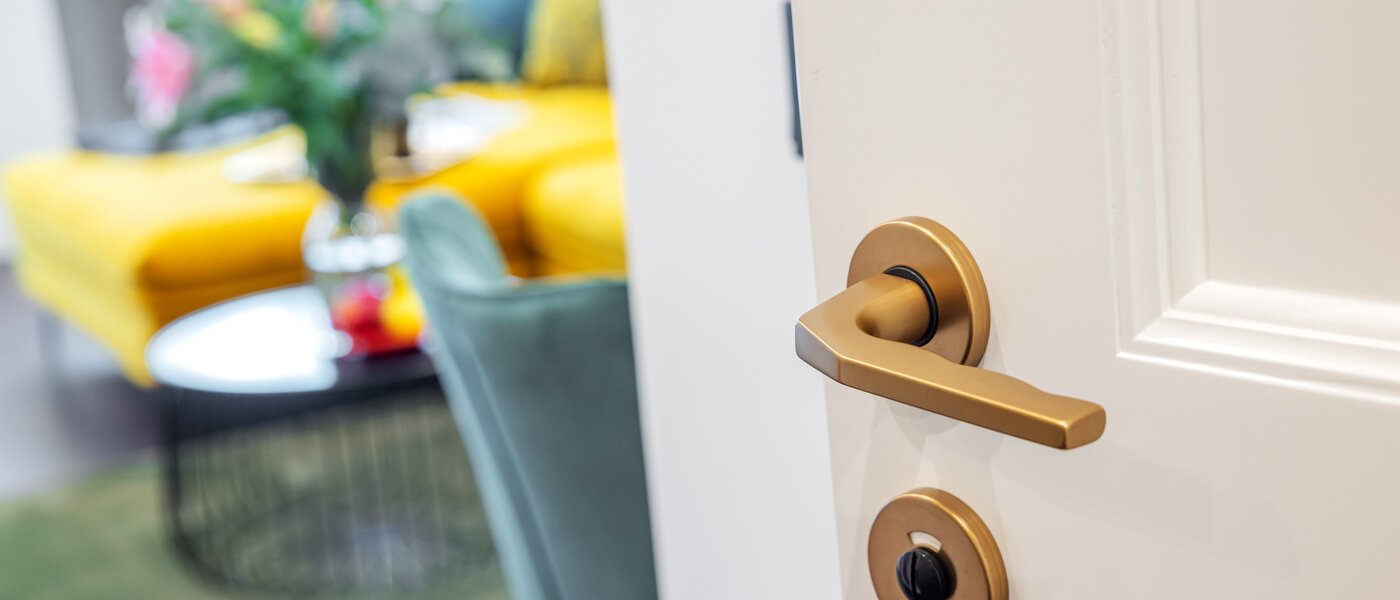 マンション München Nymphenburg 03 玄関入り口 13556