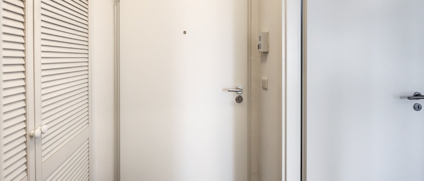 マンション München Schwabing-West (rund um den Hohenzollernplatz) 02 玄関入り口 13567