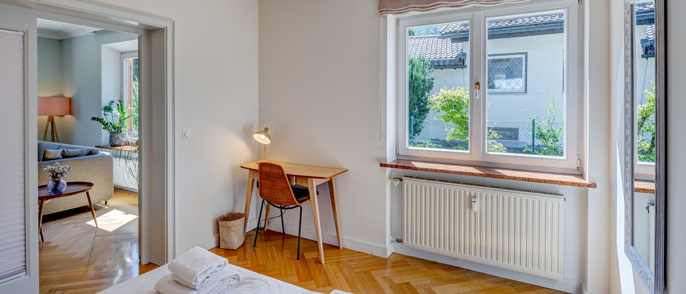 庭付き住宅 Schliersee 03 2.　寝室 13576