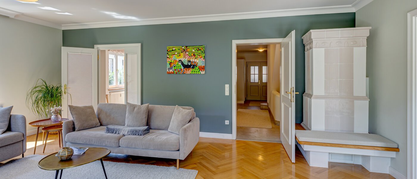 庭付き住宅 Schliersee 04 リビングエリア 13576