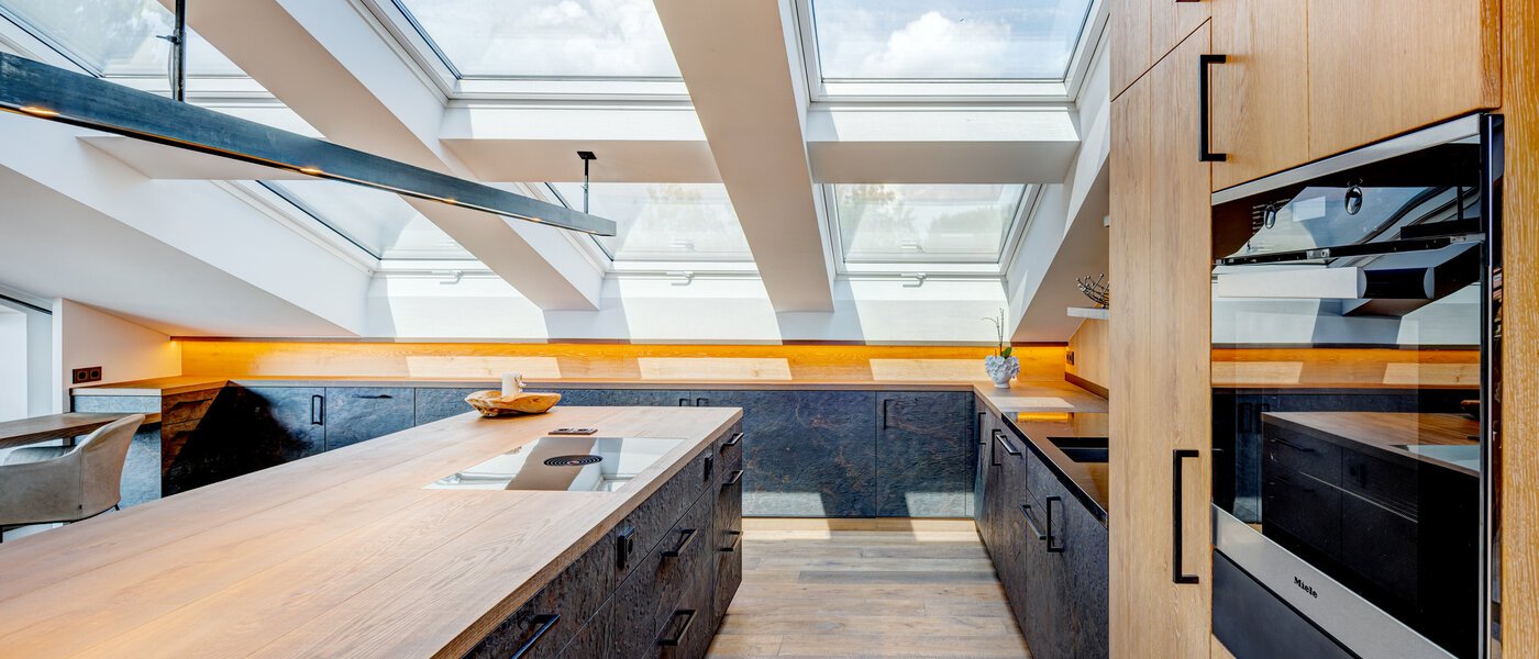 アティック・フラット（屋根裏） Holzkirchen 03 キッチン 13582