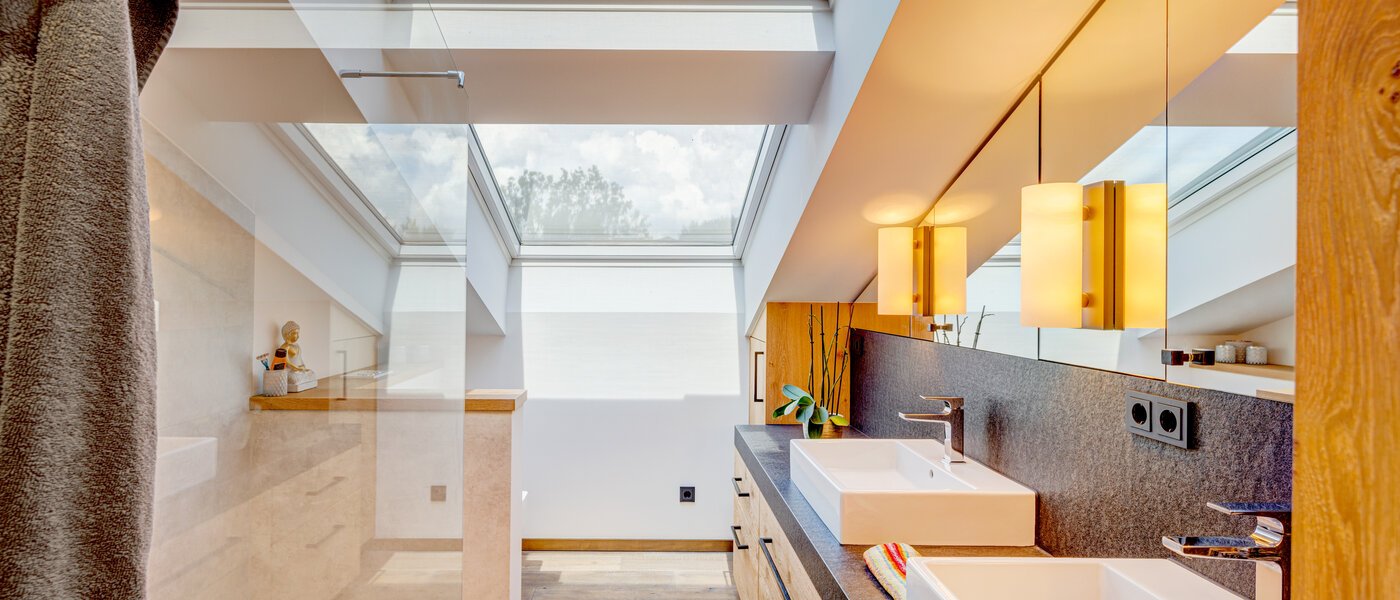 アティック・フラット（屋根裏） Holzkirchen 03 浴室 13582