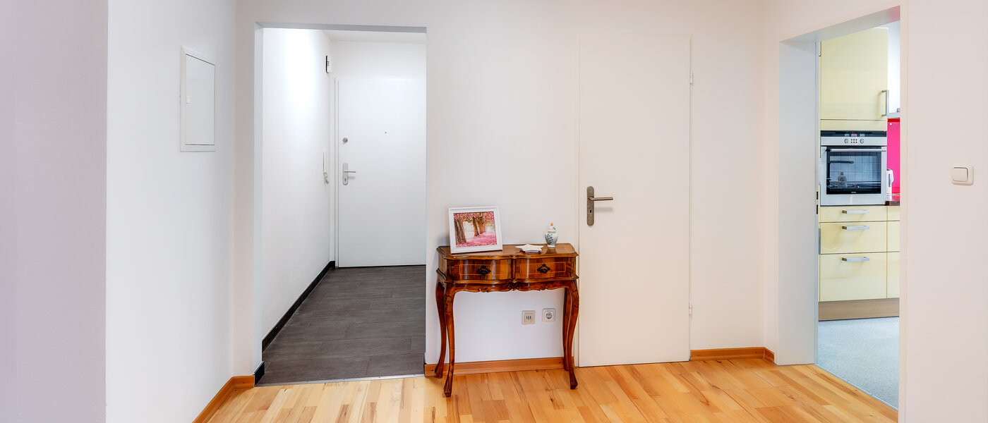 マンション München Pasing 05 玄関入り口 13585