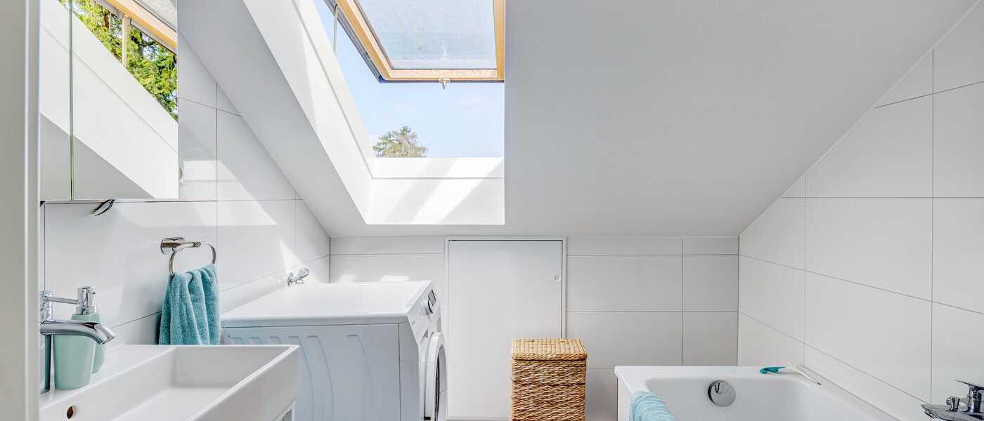 アティック・フラット（屋根裏） München Waldtrudering 01 浴室 13621