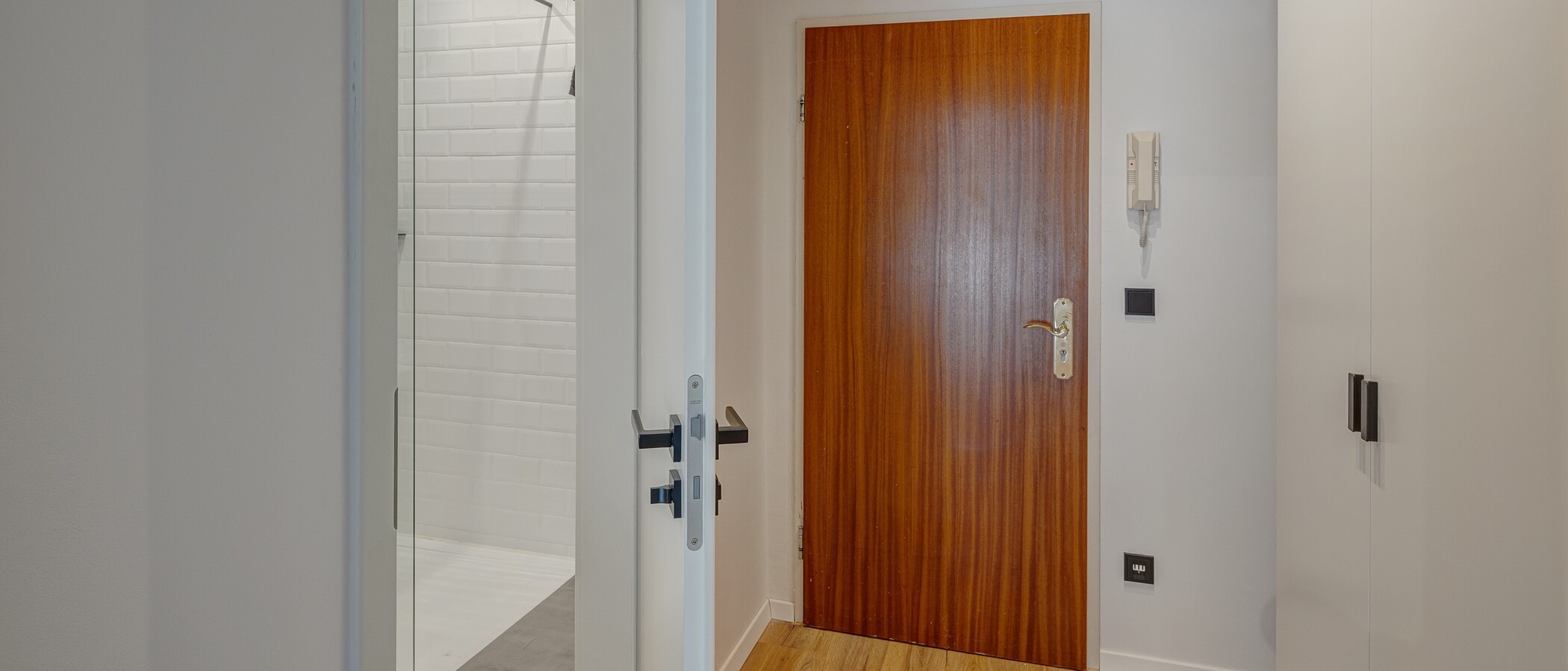 マンション München Nymphenburg 01 玄関入り口 13624