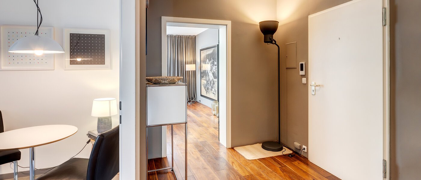 マンション München Altbogenhausen 02 玄関入り口 13633