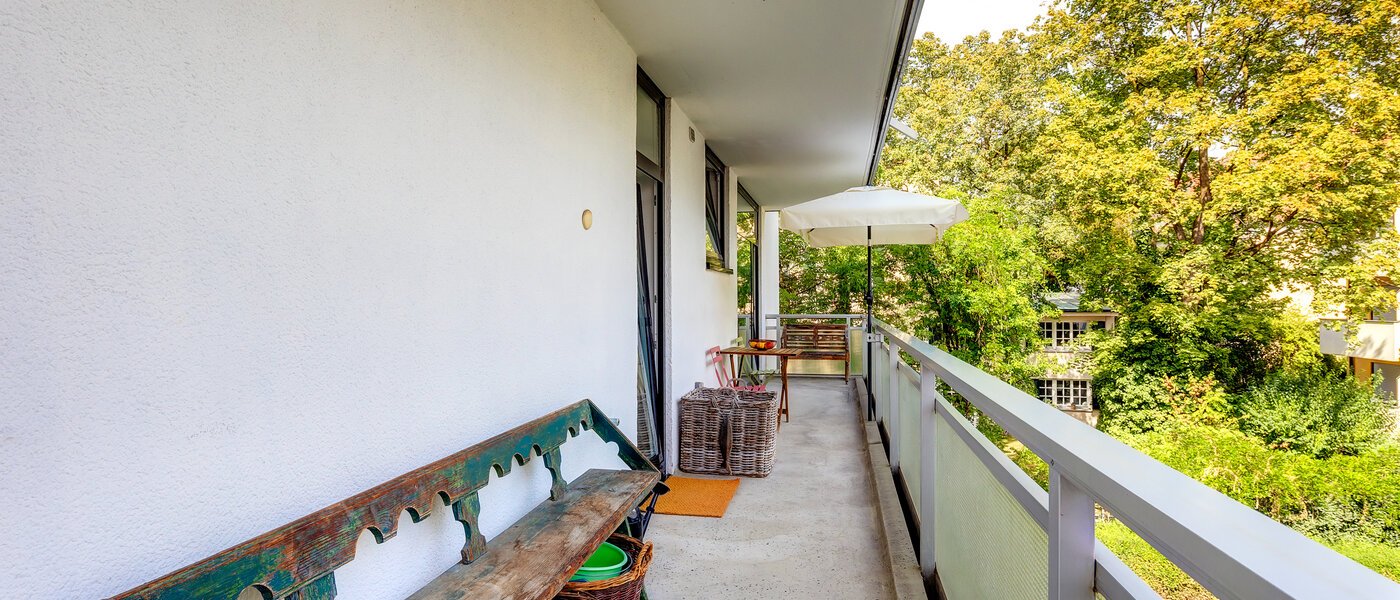 マンション München Altbogenhausen 04 ベランダ 13633