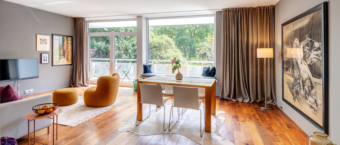 マンション München Altbogenhausen 01 リビングルーム 13633