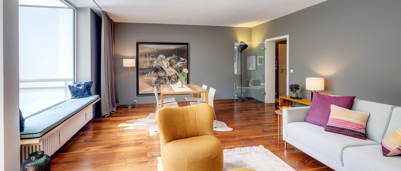 マンション München Altbogenhausen 03 リビングルーム 13633