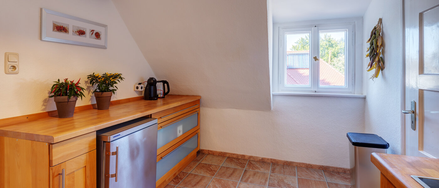 アティック・フラット（屋根裏） München Nymphenburg 03 キッチン 13654