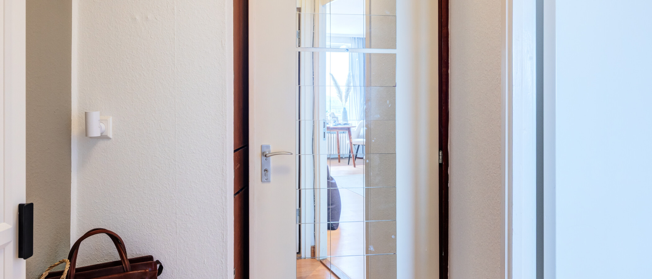 マンション München Parkstadt Solln 03 玄関入り口 13660
