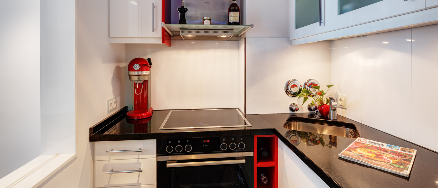 アティック・フラット（屋根裏） München Solln 02 キッチン 13669