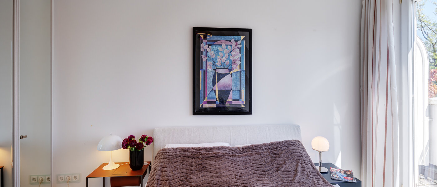 アティック・フラット（屋根裏） München Solln 02 寝室 13669