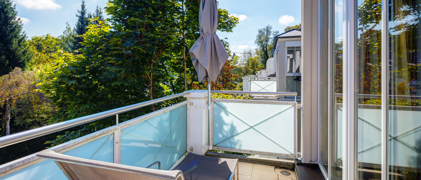 アティック・フラット（屋根裏） München Solln 01 1ベランダ 13669