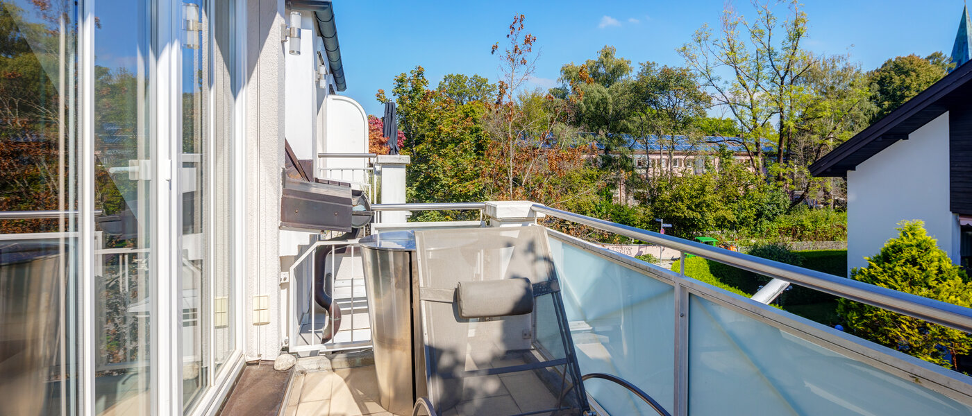 アティック・フラット（屋根裏） München Solln 03 1ベランダ 13669