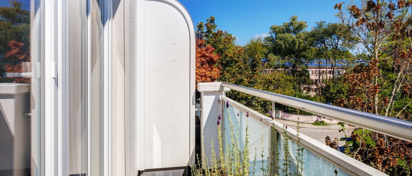 アティック・フラット（屋根裏） München Solln 03 2.ベランダ 13669