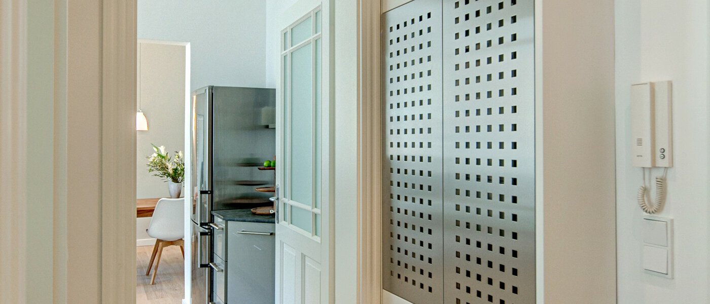 マンション München Maxvorstadt - Universitätsviertel 01 玄関入り口 1368