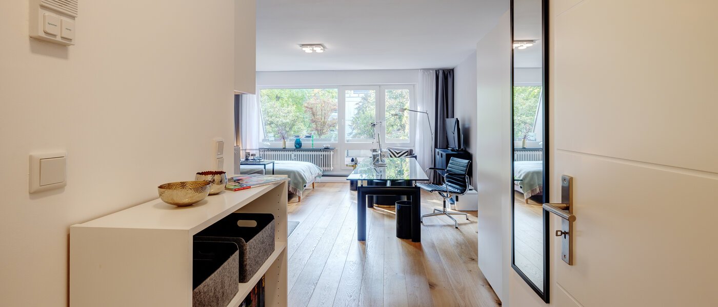 マンション München Solln 02 玄関入り口 13691