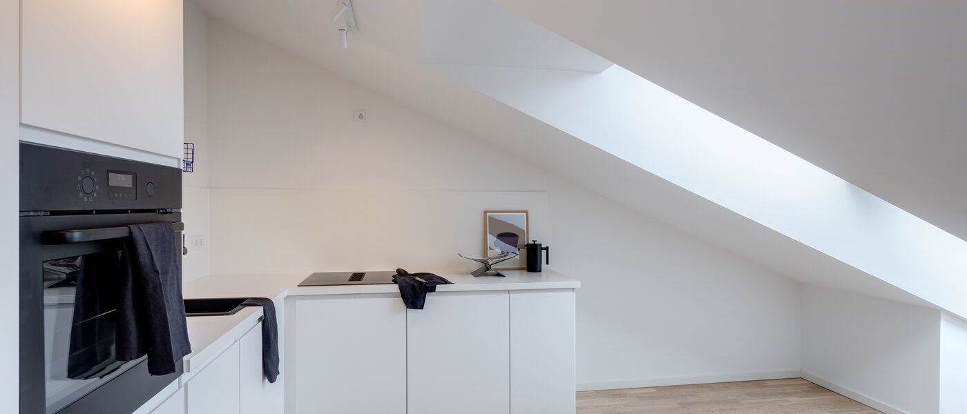 アティック・フラット（屋根裏） Haar 02 キッチン 13695