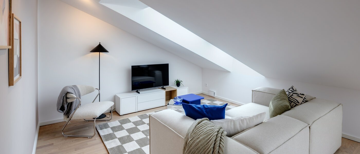 アティック・フラット（屋根裏） Haar 06 リビングエリア 13695