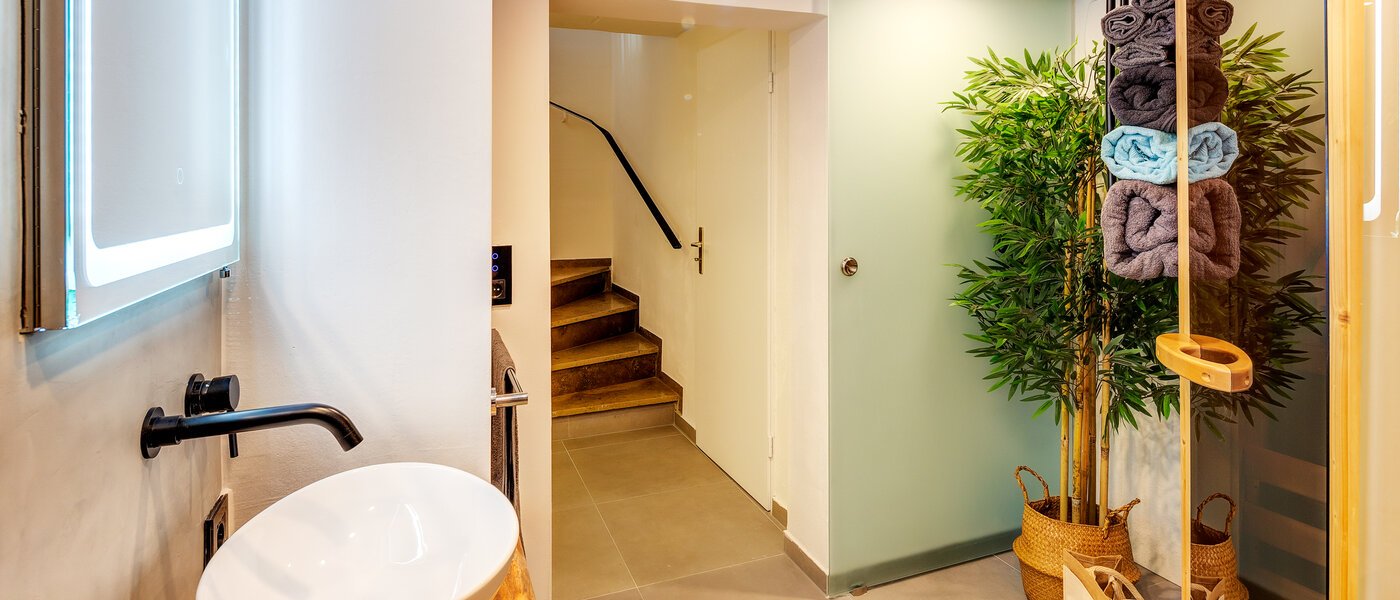 テラスハウス角住宅 Eichenau 03 3つめの浴室 13696