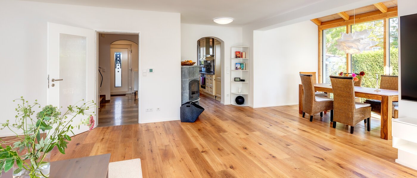 テラスハウス角住宅 Eichenau 03 リビングエリア 13696