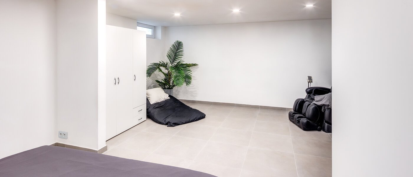 テラスハウス角住宅 Eichenau 02 ゲストルーム 13696