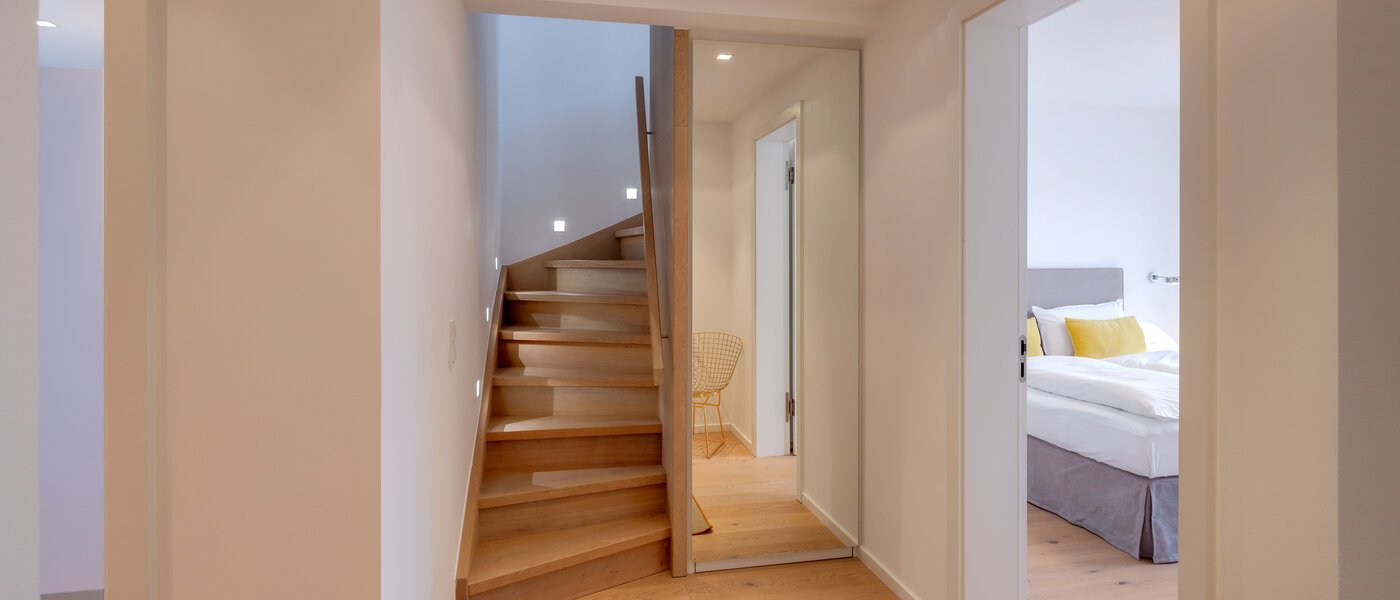 メゾネット・マンション（複数階にわたるマンション） München Altbogenhausen 04 玄関入り口 13706