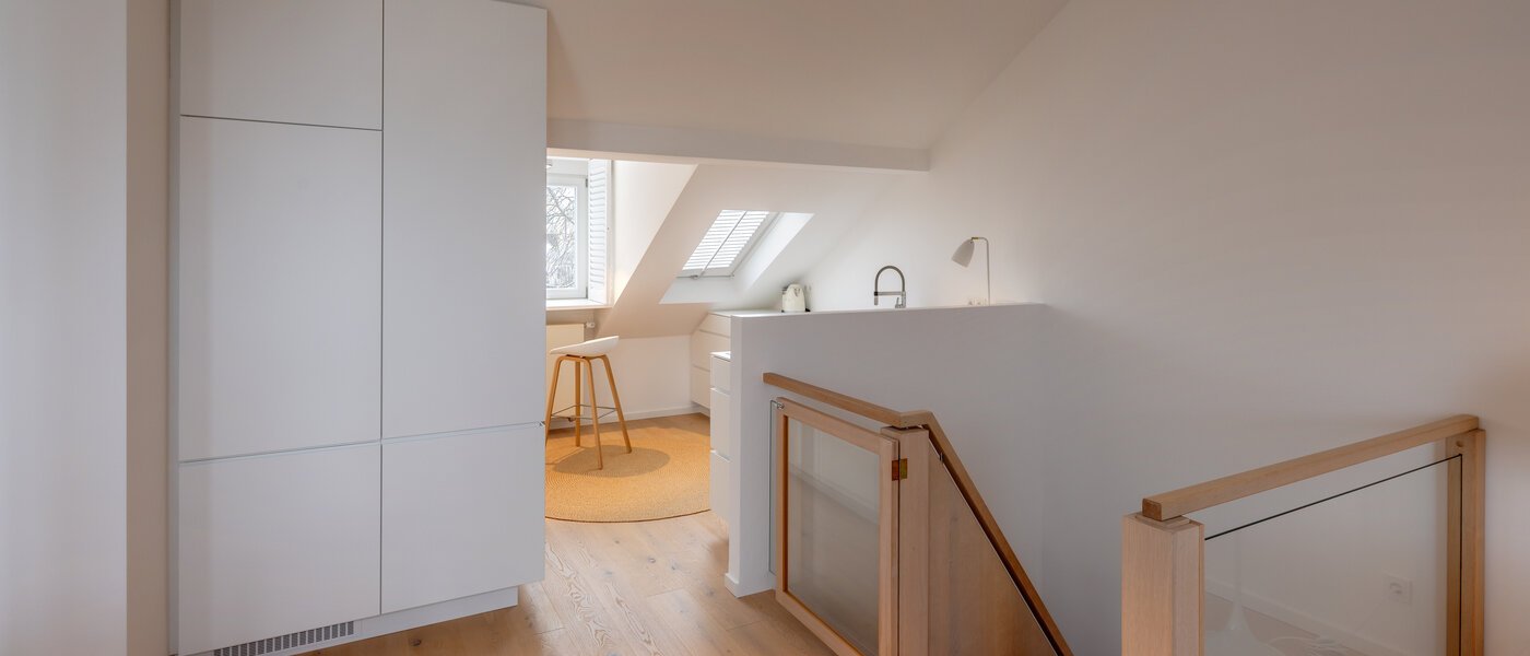 メゾネット・マンション（複数階にわたるマンション） München Altbogenhausen 05 玄関入り口 13706