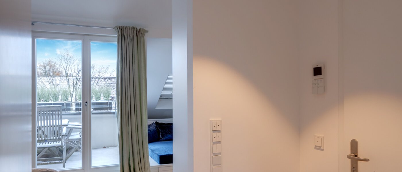 メゾネット・マンション（複数階にわたるマンション） München Altbogenhausen 06 玄関入り口 13706