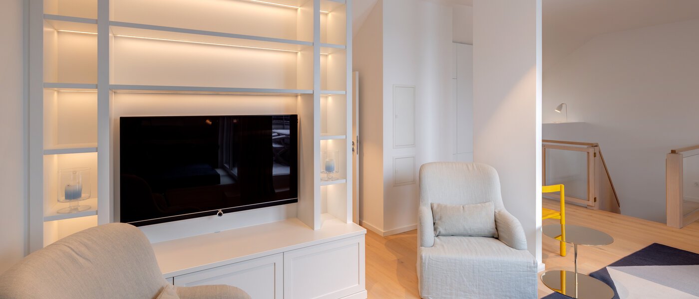 メゾネット・マンション（複数階にわたるマンション） München Altbogenhausen 05 リビングエリア 13706