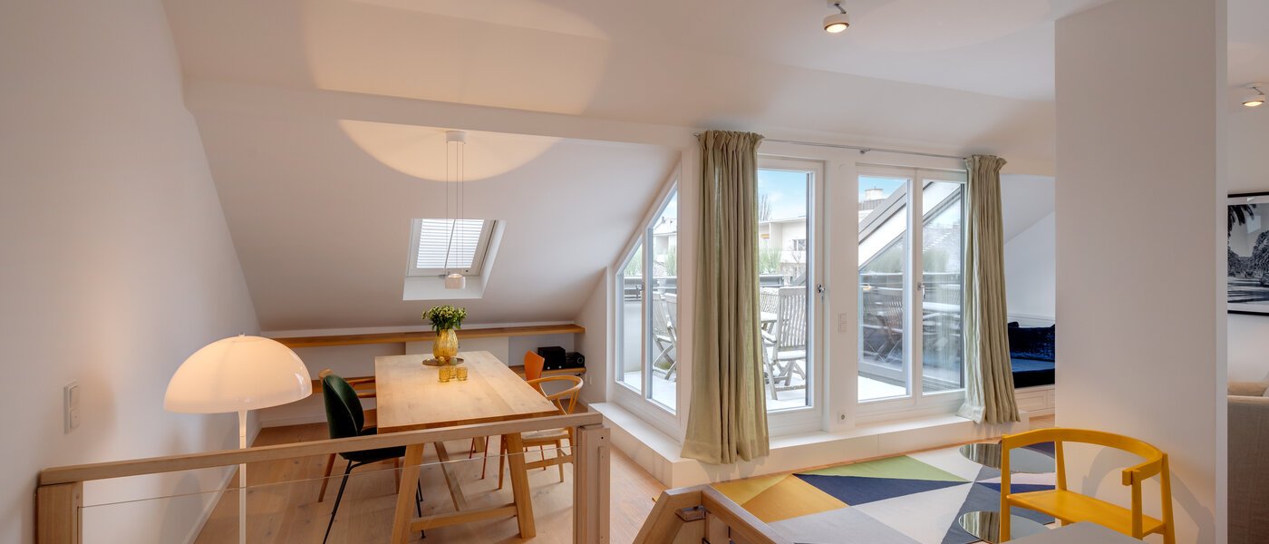 メゾネット・マンション（複数階にわたるマンション） München Altbogenhausen 07 リビングエリア 13706