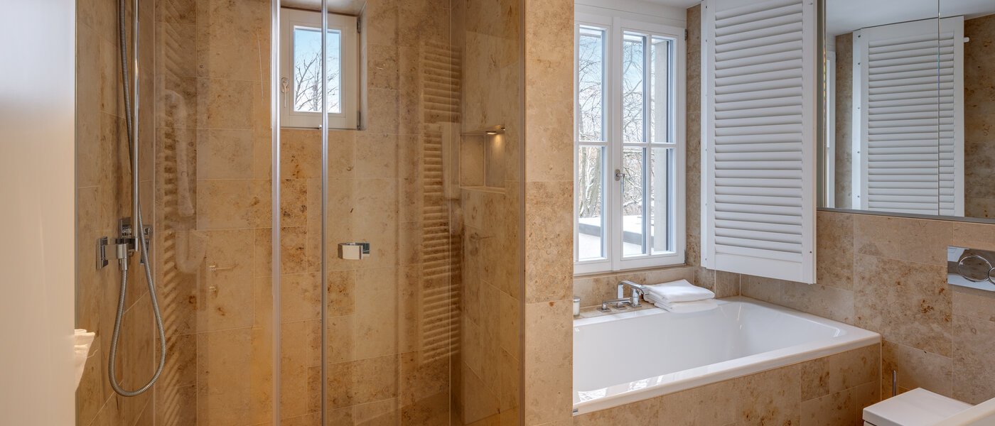 メゾネット・マンション（複数階にわたるマンション） München Altbogenhausen 01 1つめの浴室 13706