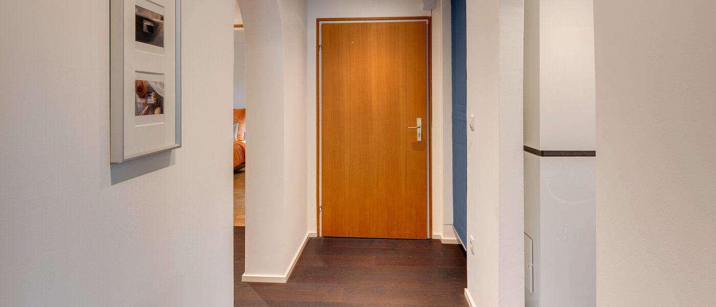 マンション München Forstenried 01 玄関入り口 13710