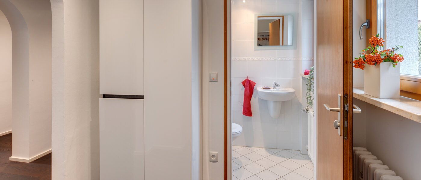 マンション München Forstenried 03 玄関入り口 13710