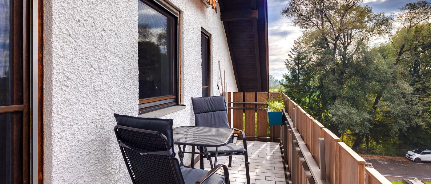 アティック・フラット（屋根裏） Eching 02 ベランダ 13716