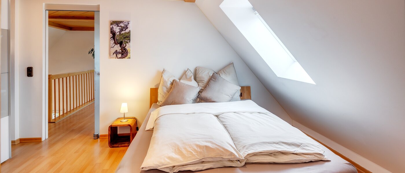 複層－回廊住宅 Karlsfeld 01 1. 寝室 13717