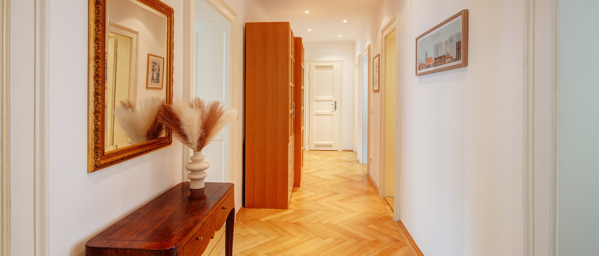 マンション München Schwabing-West (rund um den Bonner Platz) 01 玄関入り口 13736