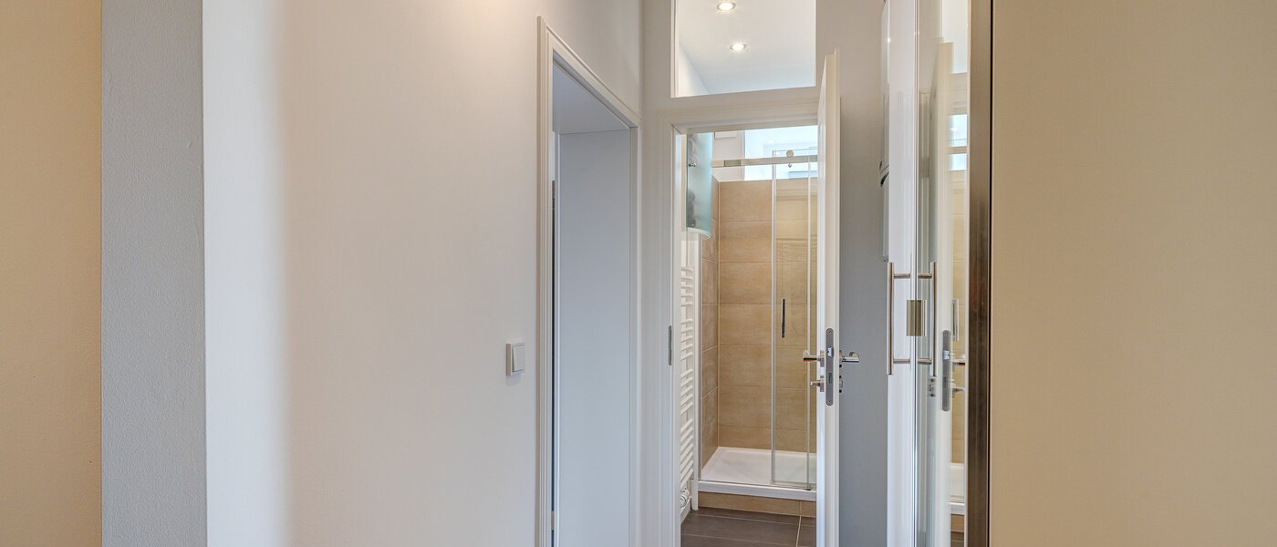 マンション München Obersendling 02 玄関入り口 13740