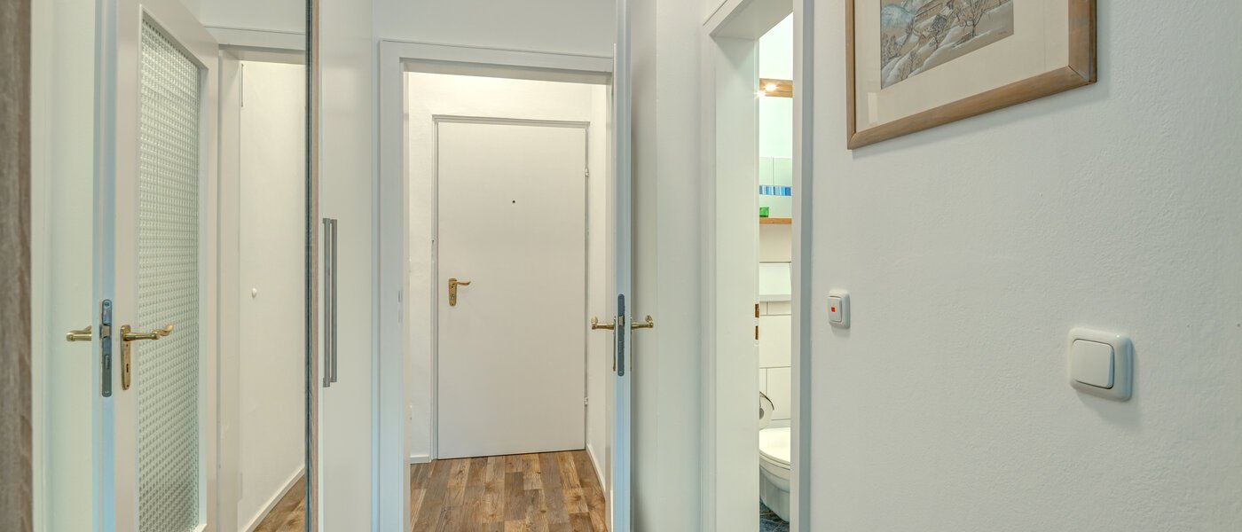 マンション München Solln 01 玄関入り口 13757