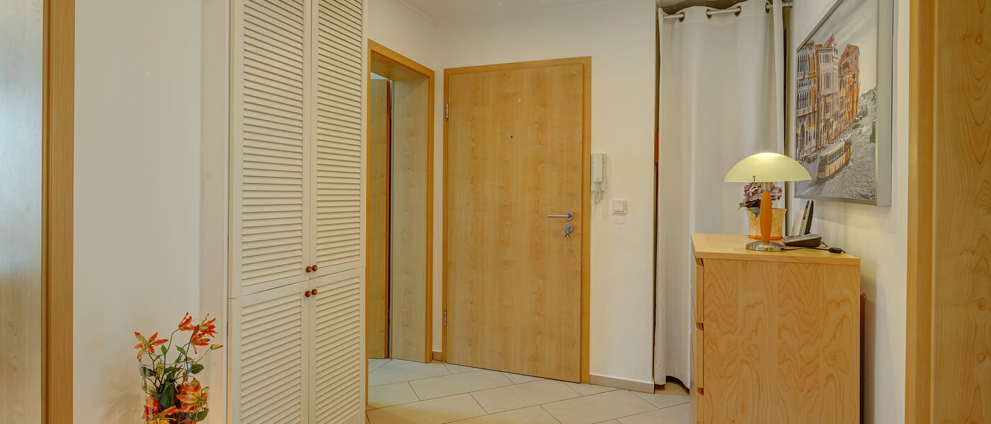 マンション München Untermenzing 01 玄関入り口 13759