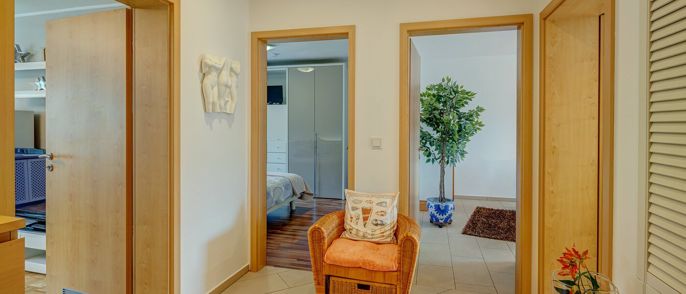 マンション München Untermenzing 03 玄関入り口 13759