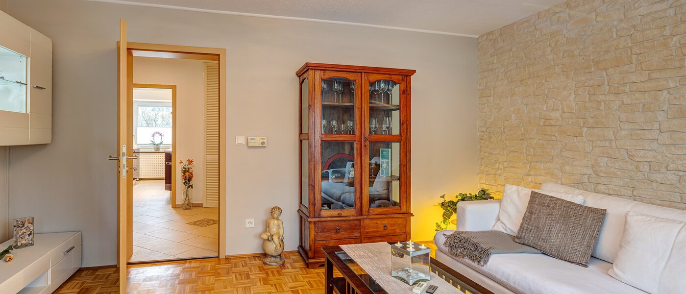 マンション München Untermenzing 04 リビングルーム 13759